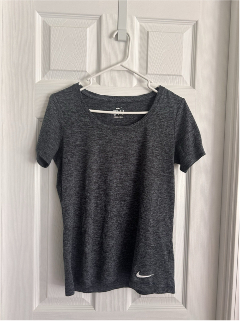 Nike Dri Fit Dry Legend Scoop Veneer T-Shirt Dark Blue 902082-438 Women’s S